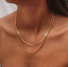 Load image into Gallery viewer, Flat Chain and Rope Chain Layered Necklace
