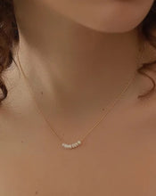 Load image into Gallery viewer, Natural Pearl Gold Necklace
