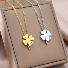 Load image into Gallery viewer, Everyday Wear Clover Necklace with Cubic Zircon
