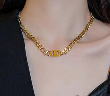 Load image into Gallery viewer, Double D Chain Choker
