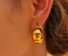 Load image into Gallery viewer, Chunky Cloud Earrings  Gold/ Silver
