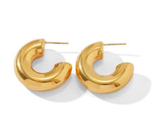 Load image into Gallery viewer, Chunky Hoops Gold/Silver
