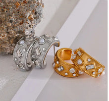 Load image into Gallery viewer, Chunky Cubic Zircon Pearl C Shape Earrings
