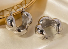 Load image into Gallery viewer, Chunky Cloud Earrings  Gold/ Silver
