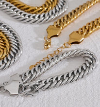 Load image into Gallery viewer, Wide Tight Chain Bracelet
