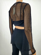 Load image into Gallery viewer, Hollowed Bolero Style Crop Top (Black)
