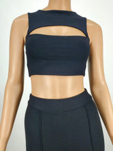 Load image into Gallery viewer, Open Front Sleeveless Crop Top (Black)
