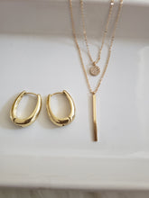 Load image into Gallery viewer, Gold Color Double Layer Necklace with Sparkly Round and Rectangle Pendant
