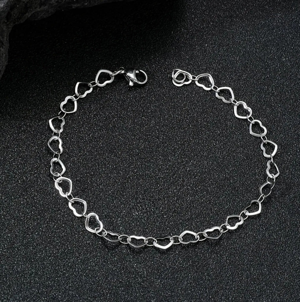 Hollow Heart Bracelet