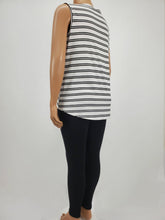 Load image into Gallery viewer, Faux Button Sleeveless Top with Front Tie Plus Size (White/Black)
